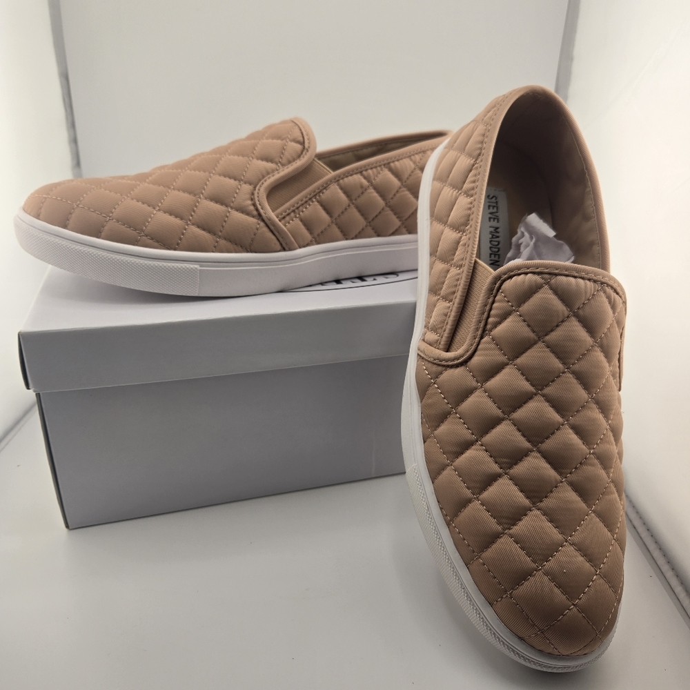 New Steve Madden Size 10 Woman's Blush Casual Shoes